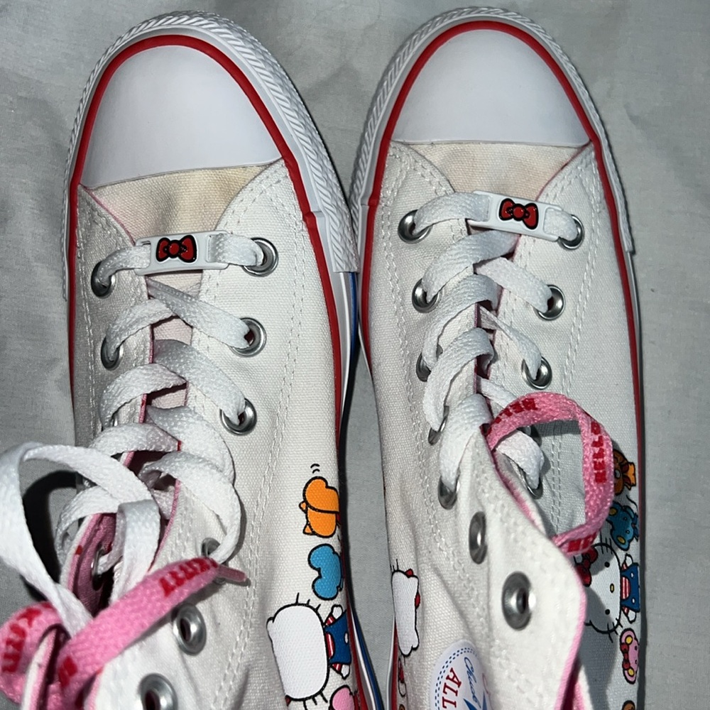 NWOT Converse Chuck Taylor All Star HI Hello Kitty® Friends Sneaker-White - Picture 14 of 16